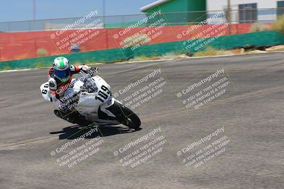 media/Jun-05-2022-WERA (Sun) [[64b01df28d]]/Race 4 and 6 LW twins superstocclumbman E superstock F superstock/